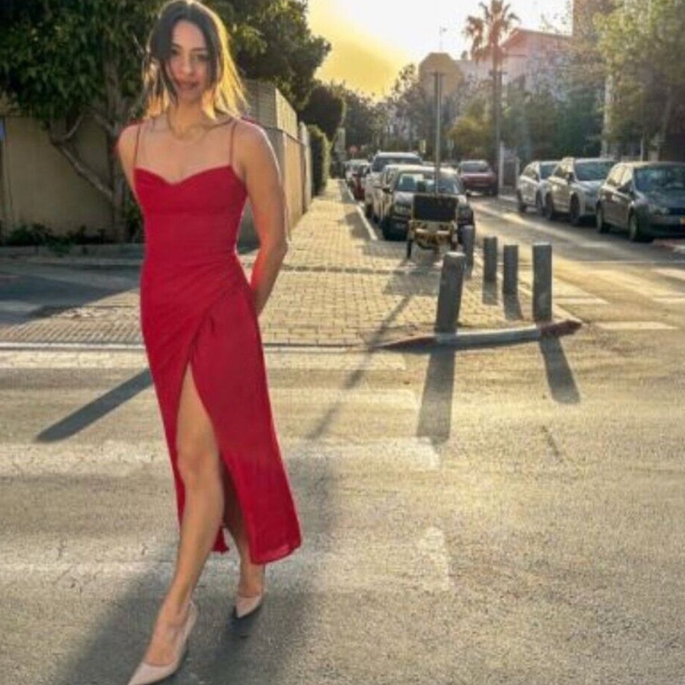 Reformation Courtney Red Spaghetti Strap Dress new with tags
